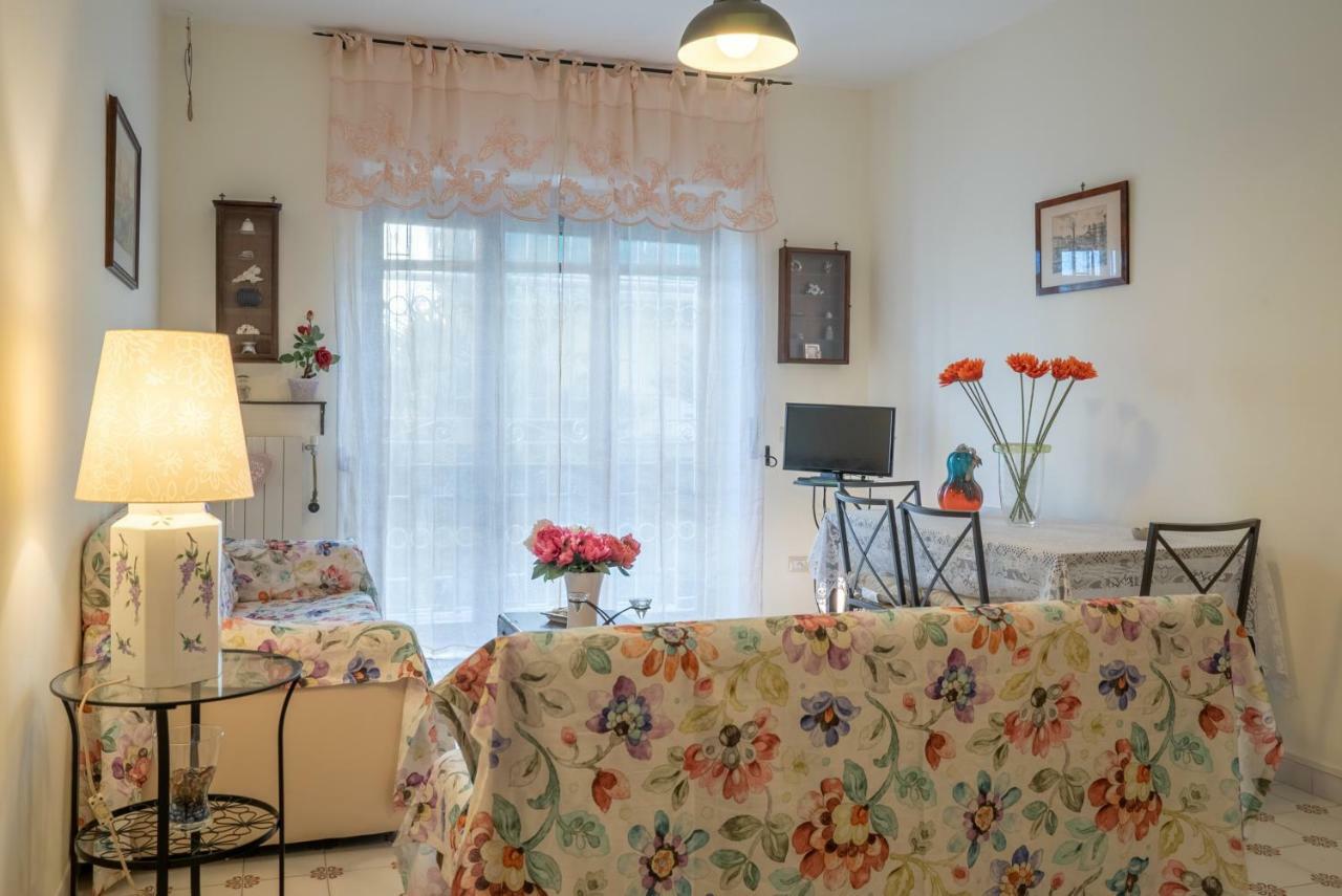 Il Quadrifoglio Sorrento Villa ภายนอก รูปภาพ